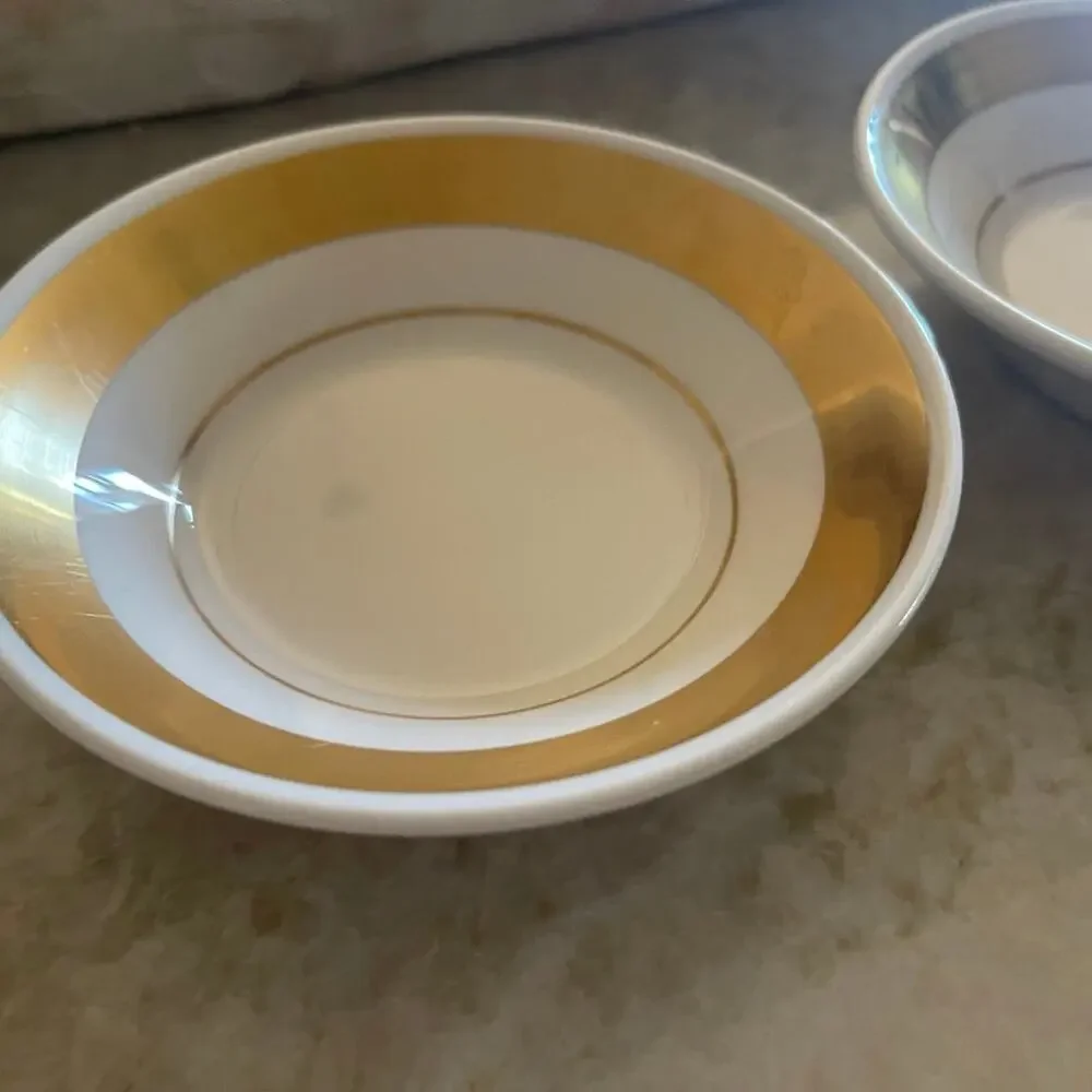 Syralite by Syracuse small serving dishes fruit bowls gold 4-3/4”